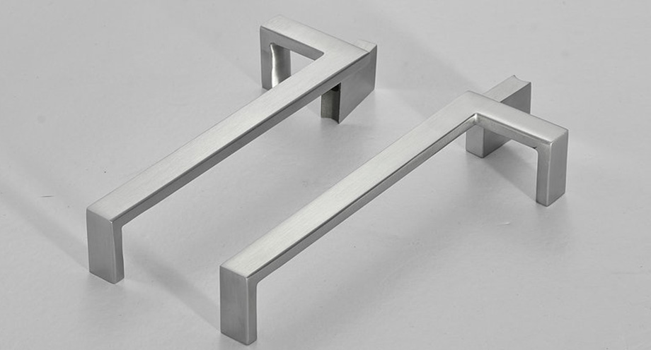 Solid Flat Arc L Handle